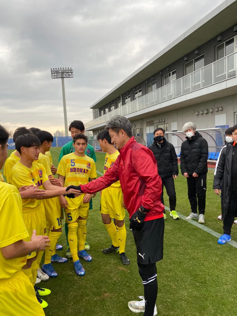 サッカー部がキング三浦知良選手らプロサッカー選手と交流 学校法人 淞南学園 立正大学淞南高等学校 島根県松江市